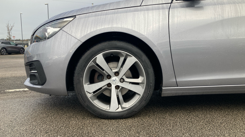 Peugeot 308 1.2 PureTech 130 Allure 5dr EAT8 Petrol Hatchback